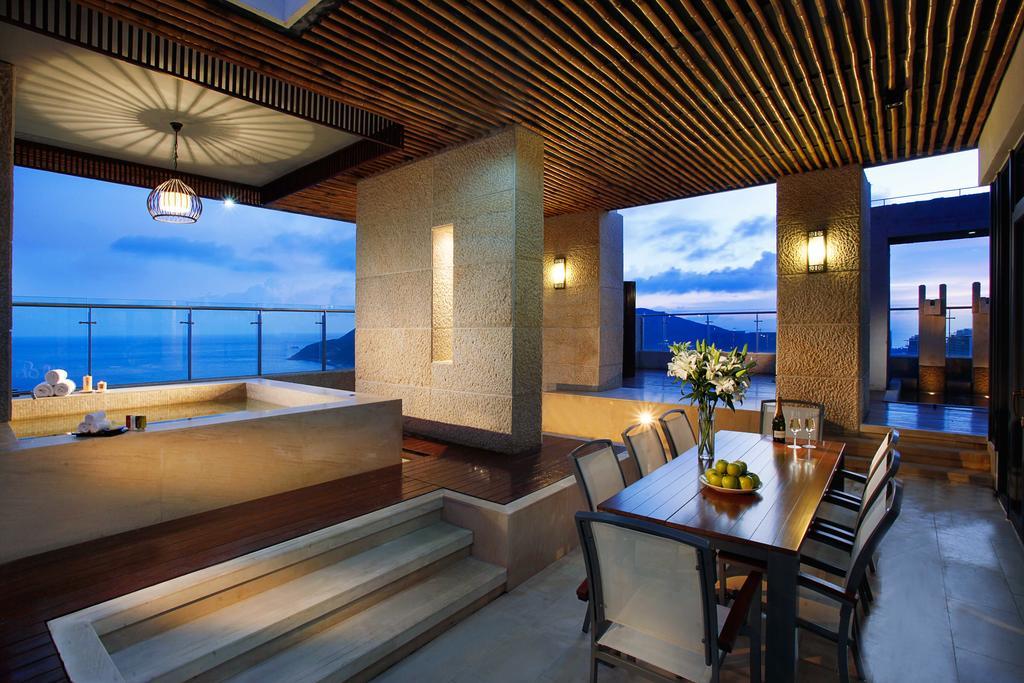 Serenity Coast All Suite Resort 三亜市 エクステリア 写真