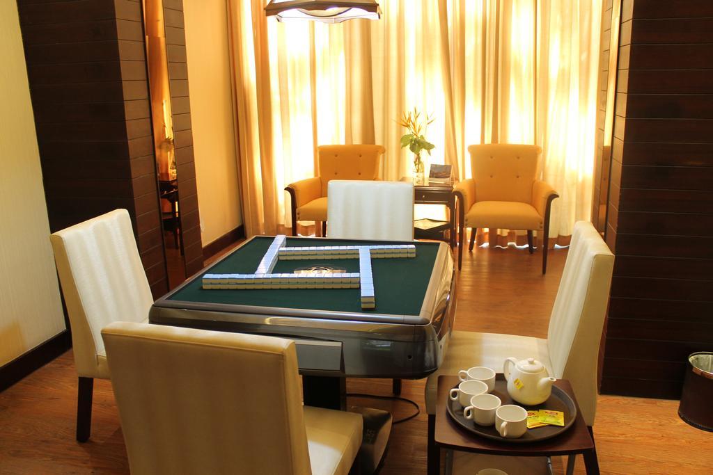 Serenity Coast All Suite Resort 三亜市 エクステリア 写真