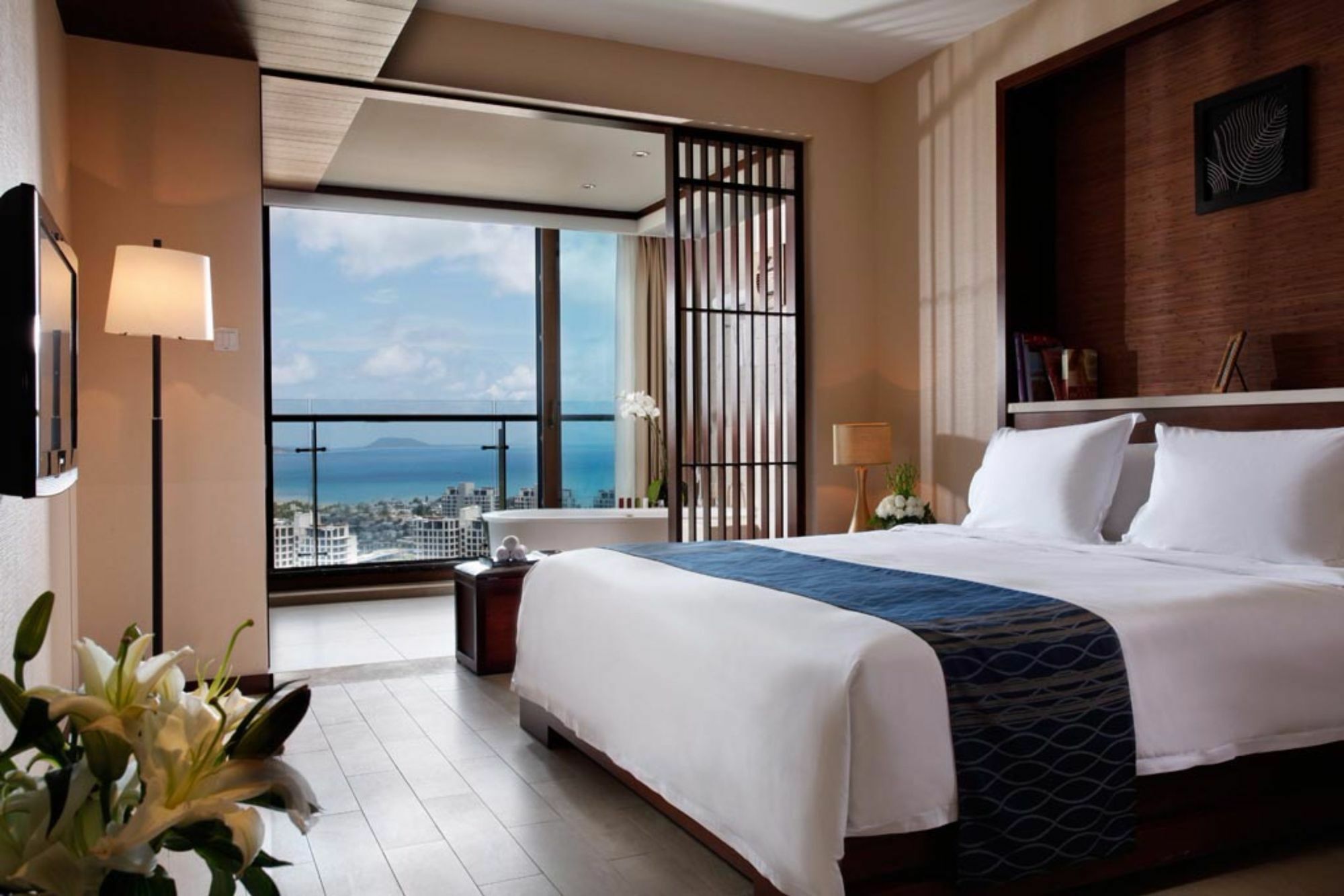 Serenity Coast All Suite Resort 三亜市 エクステリア 写真