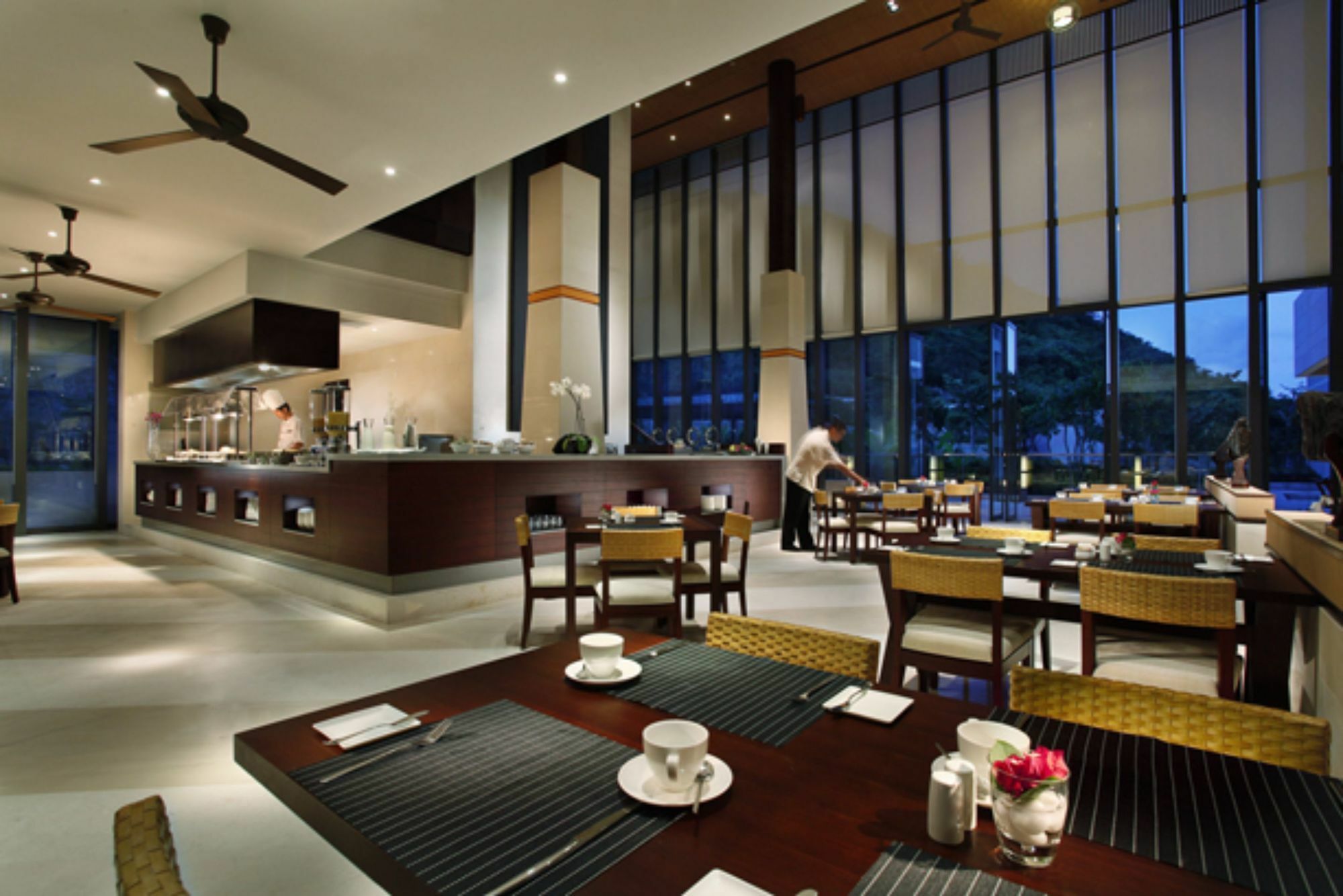 Serenity Coast All Suite Resort 三亜市 エクステリア 写真